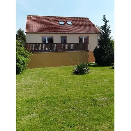 Bolliger 2 Modern Retreat Ferienhaus *